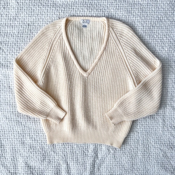 Vintage 80’s Knit V Neck Sweater - Picture 2 of 6